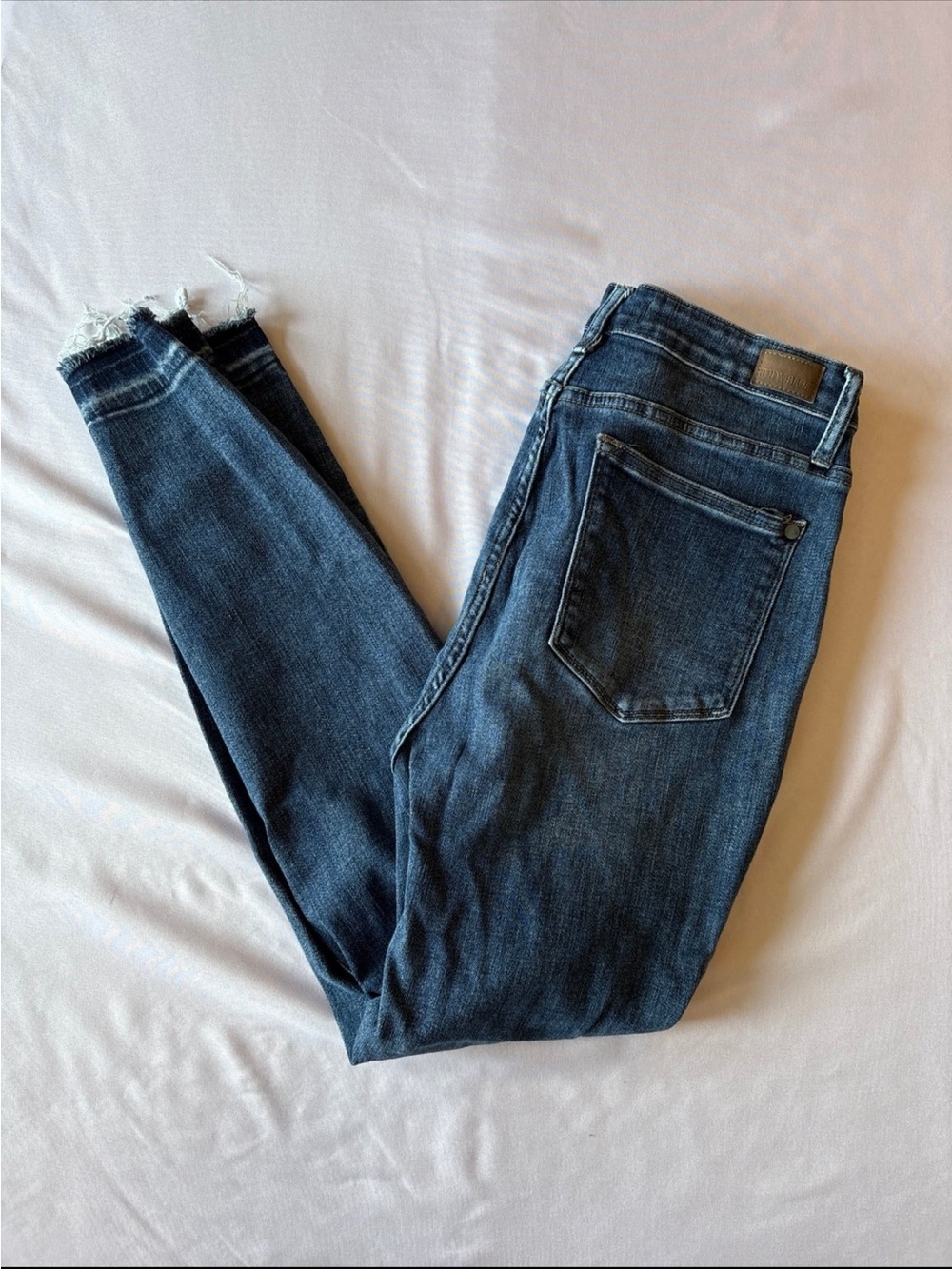 Judy Blue Medium-Dark Blue Skinny Jeans with Raw Hem